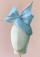 Load image into Gallery viewer, The Catherine Bow in Sky Blue
