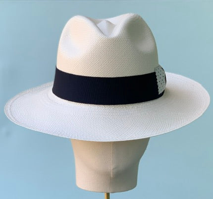 Classico Hat in Navy