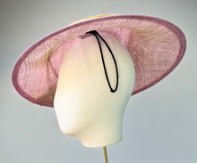 Load image into Gallery viewer, Saucy Saucer in Spring Greens