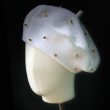 Load image into Gallery viewer, Bonnie Wool Beret in WInter White