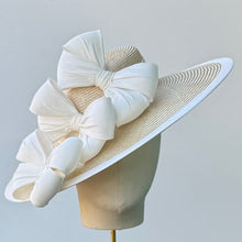 Load image into Gallery viewer, The Pippa in Cream