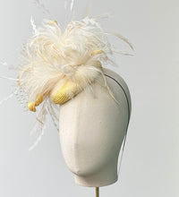 Load image into Gallery viewer, Little Fizz in Lemon Yellow