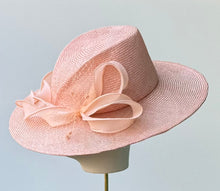 Load image into Gallery viewer, Swirls and Twirls in Peach