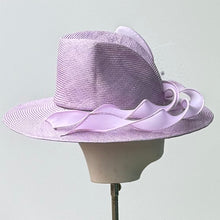 Load image into Gallery viewer, Swirls and Twirls in Lilac