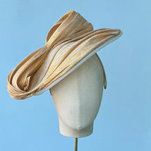 Load image into Gallery viewer, New Look in Gold