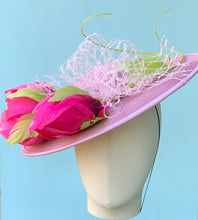 Load image into Gallery viewer, Madeline Boater in Pinks