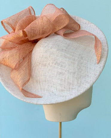 Bows and Bows Fascinator in White and Apricot