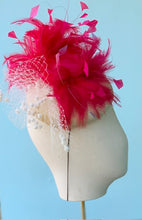 Load image into Gallery viewer, Las Ramblas Fascinator in Fuscia Pink