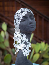 Load image into Gallery viewer, Daisy Headband