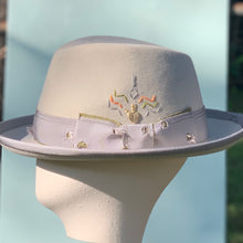 Load image into Gallery viewer, El Corazon Sante Fe Fedora