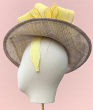 Load image into Gallery viewer, Rue Lepic in Lavender and Lemon