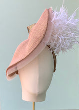 Load image into Gallery viewer, Meghan Fascinator