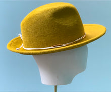 Load image into Gallery viewer, Custom Felt Hat with Cassie
