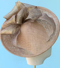 Load image into Gallery viewer, Bows and Bows Fascinator in Natural
