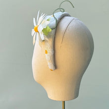 Load image into Gallery viewer, Daisy Band
