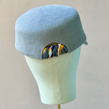 Load image into Gallery viewer, The Baxter Cap in Flannel Grey Velour Felt
