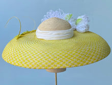 Load image into Gallery viewer, The Holly in Lemon
