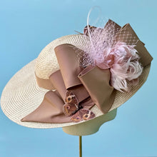 Load image into Gallery viewer, Rue Norvins in Neutrals
