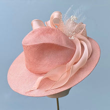 Load image into Gallery viewer, Swirls and Twirls in Peach
