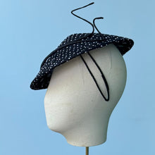 Load image into Gallery viewer, Parapluie in Black with White Polka Dots
