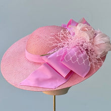 Load image into Gallery viewer, Rue Norvins in Pinks
