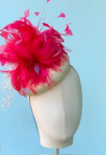 Load image into Gallery viewer, Las Ramblas Fascinator in Fuscia Pink
