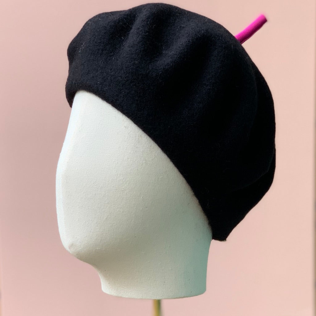 Bonnie Wool Beret in Black and Pink