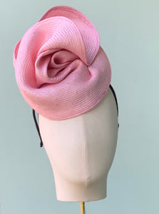 Origami Rose in Pale Pink