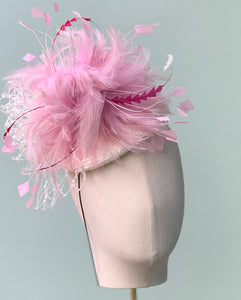 Las Ramblas Fascinator in Candy Pink