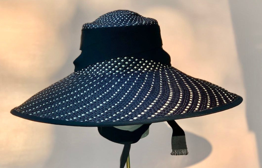 The Edie Sun Hat in Black