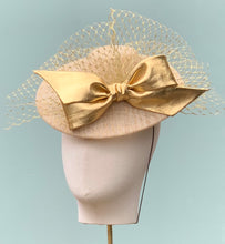 Load image into Gallery viewer, Nicole Fascinator in Golden
