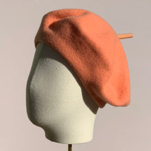 Load image into Gallery viewer, Bonnie Wool Beret in Apricot
