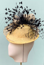 Load image into Gallery viewer, Nicole Fascinator in Yellow Stars

